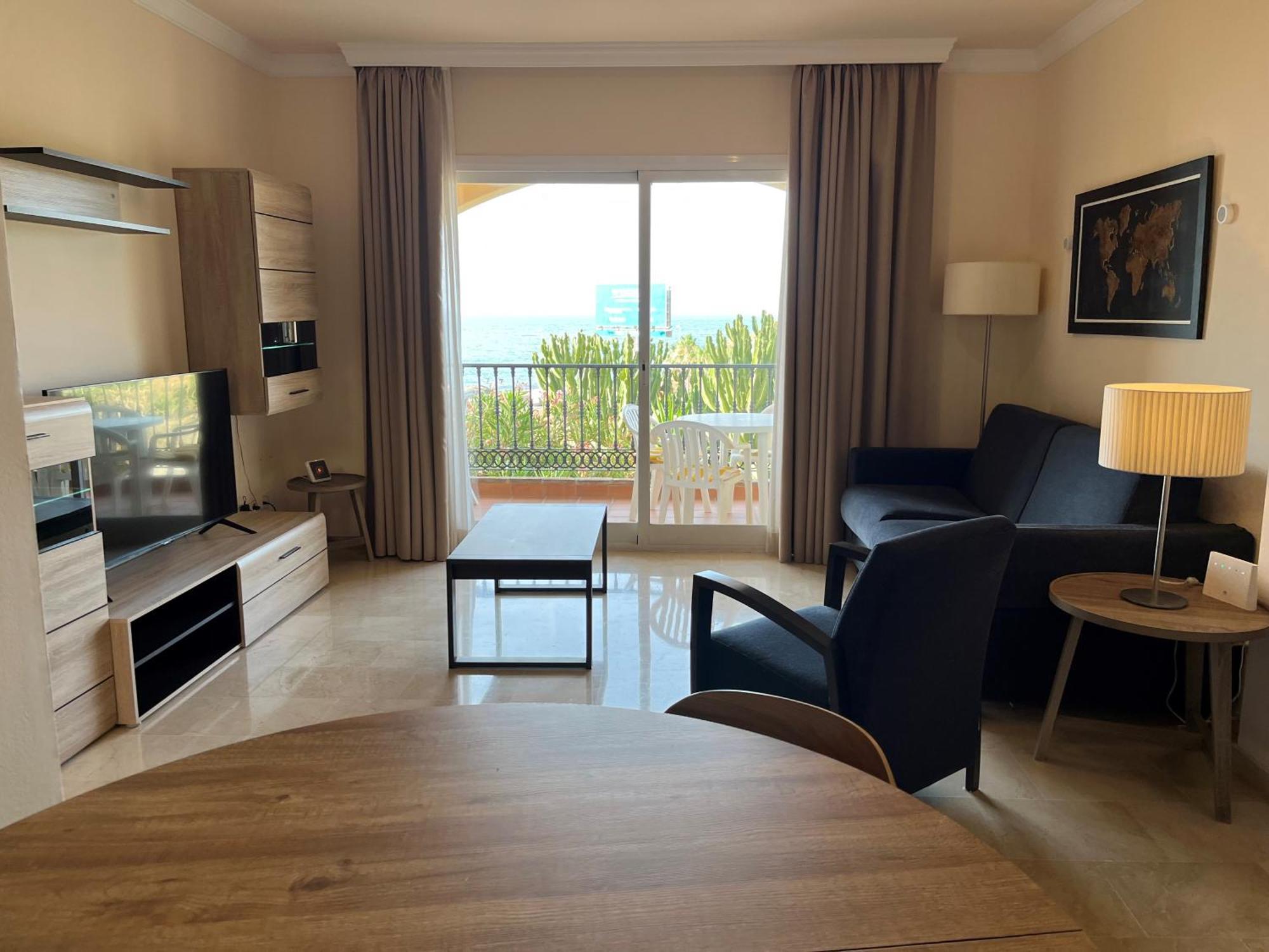 Fantástico Apartamento con vistas al mar zona Club la Costa Castillo Fuengirola Exterior foto
