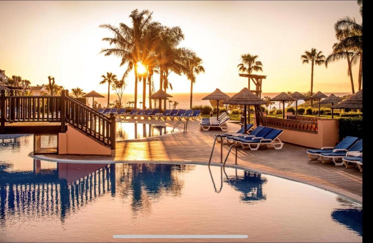 Fantástico Apartamento con vistas al mar zona Club la Costa Castillo Fuengirola Exterior foto